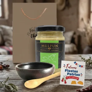 Salsa de ají con pocillo de greda